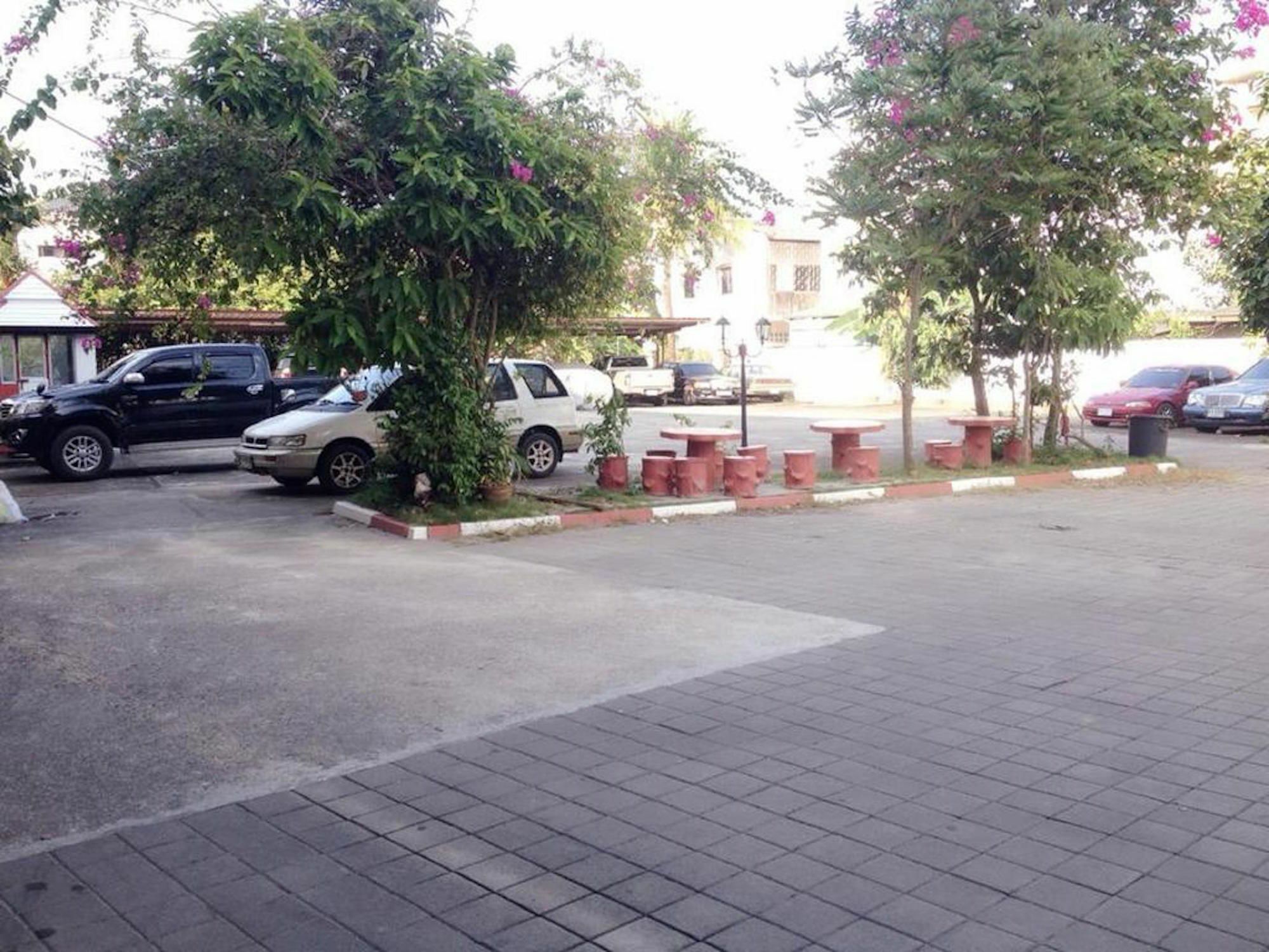 Muanfun Apartment Hat Yai Bagian luar foto